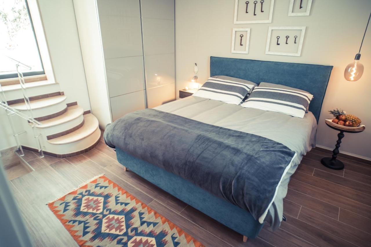 800S Home Luxury Rooms 奥斯图尼 外观 照片